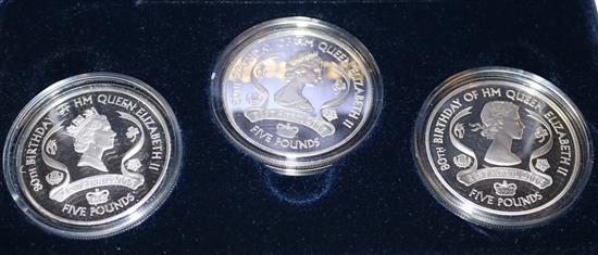 A 2006 Queen II silver portrait proof coin set